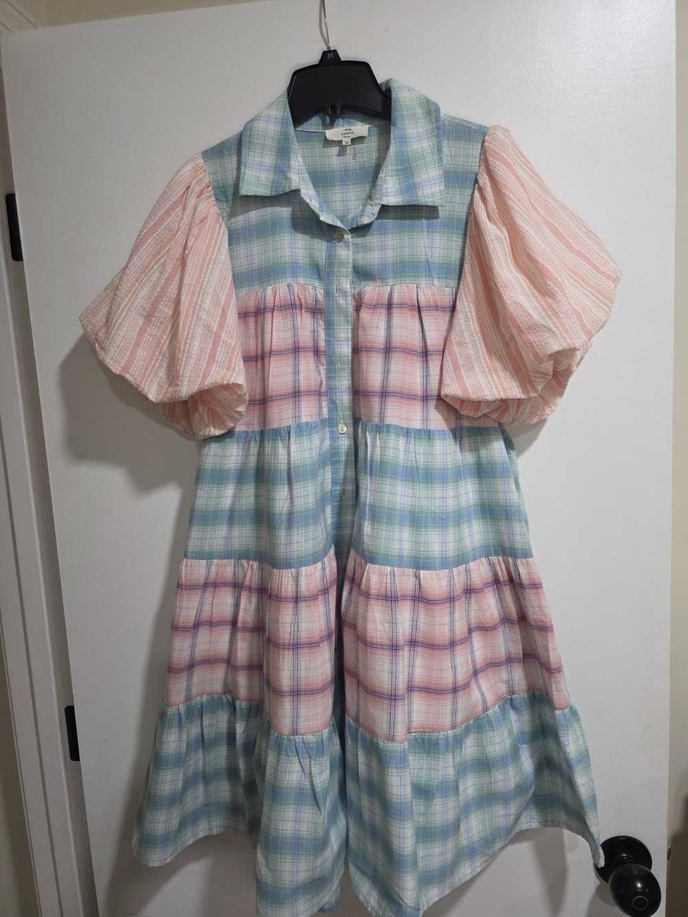 Entro Boutique Pastel Plaid Puff Sleeve Tiered Dress – M – New Without Tags - Picture 1 of 3